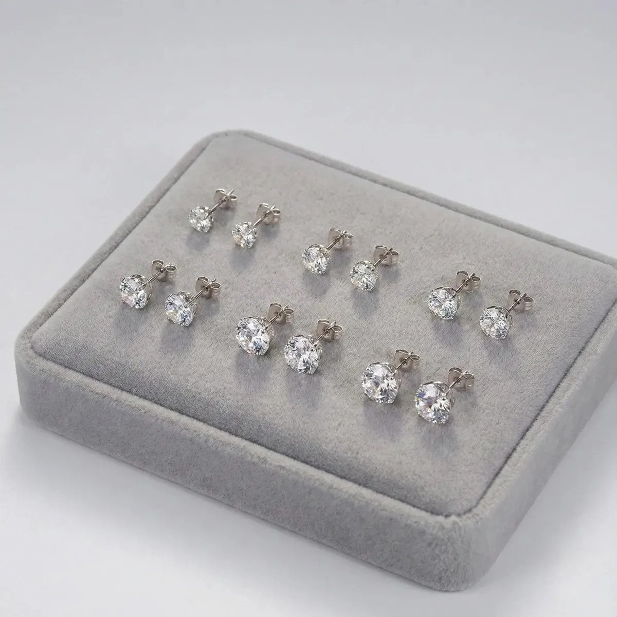 Kit 6 Pares Brincos Ponto De Luz Aço Inox Banhado Prata 925. Prateado